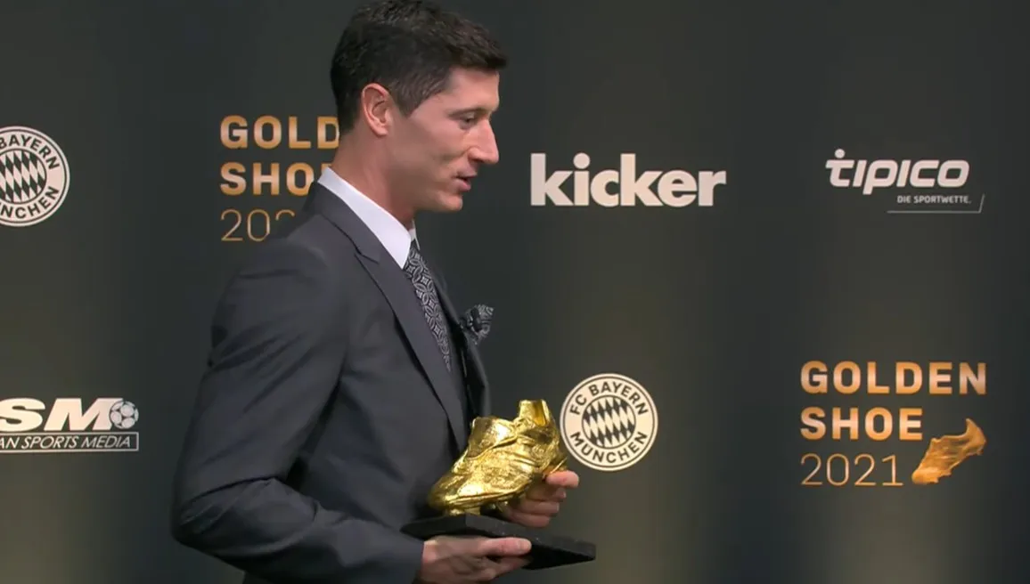 Robert Lewandowski odebrał nagrodę Złotego Buta. Polak najlepszym strzelcem w Europie