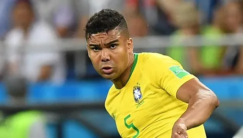 Piłkarza Casemiro pokonał... ząb mądrości