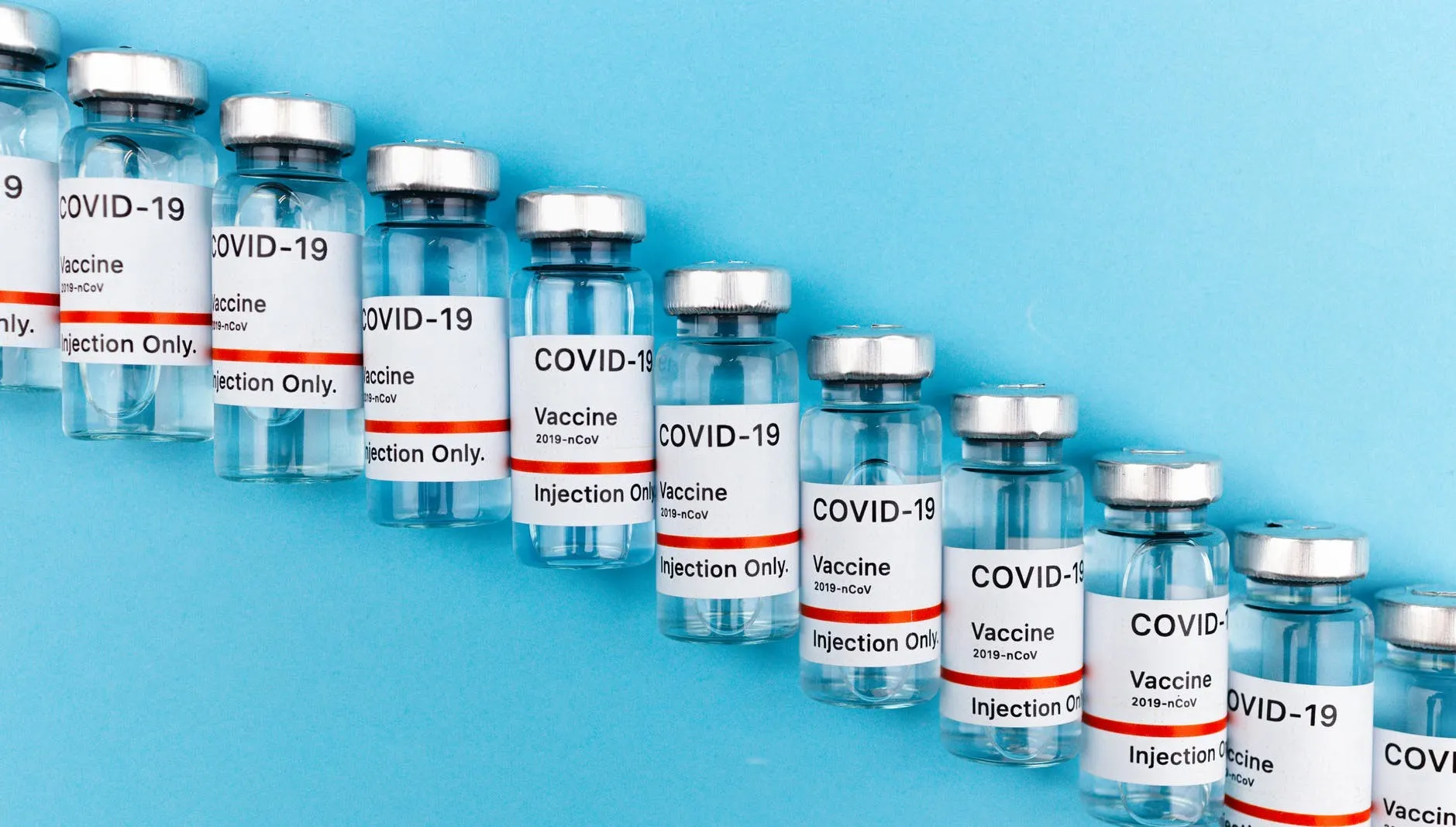 Kulisy powstania szczepionki Sputnik V. Rosyjski szpieg... wykradł formułę z firmy AstraZeneca 