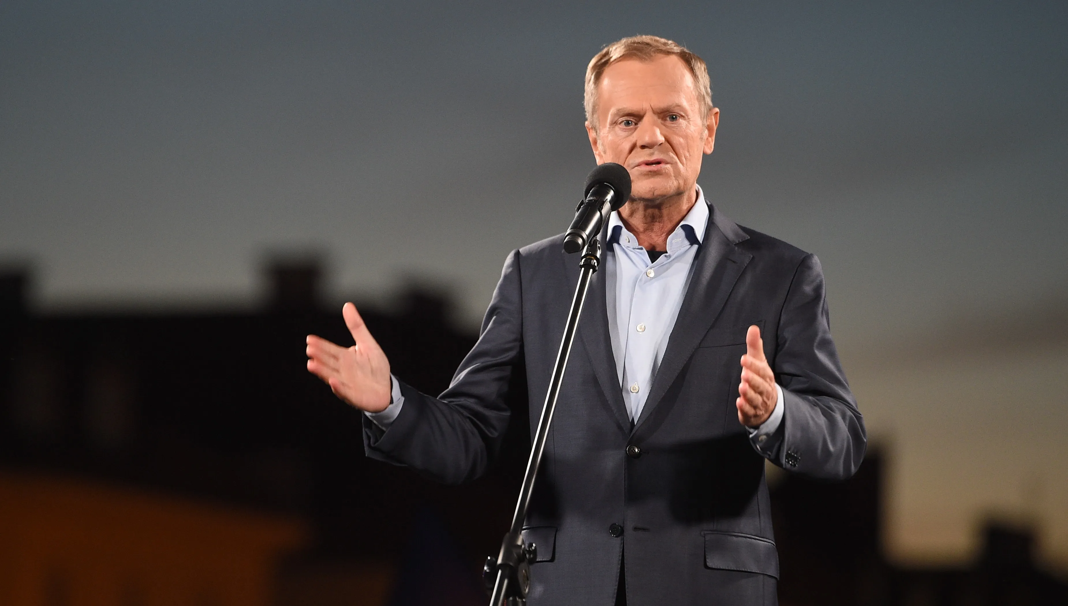 Dr Kawęcki dla Niezalezna.pl: Tusk straszy polexitem czyli czymś, czego nie ma. Wyborcy to zobaczą