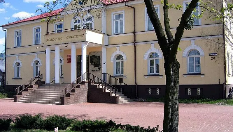 Radni odwołali starostę i zarząd powiatu