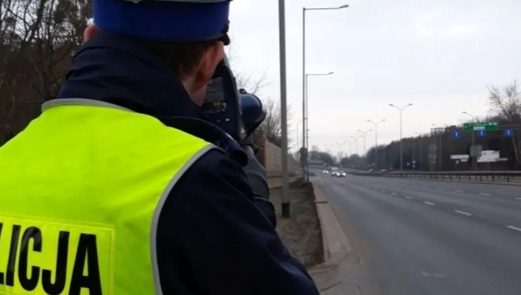 Świętokrzyskie: trzy wypadki, 12 pijanych kierowców