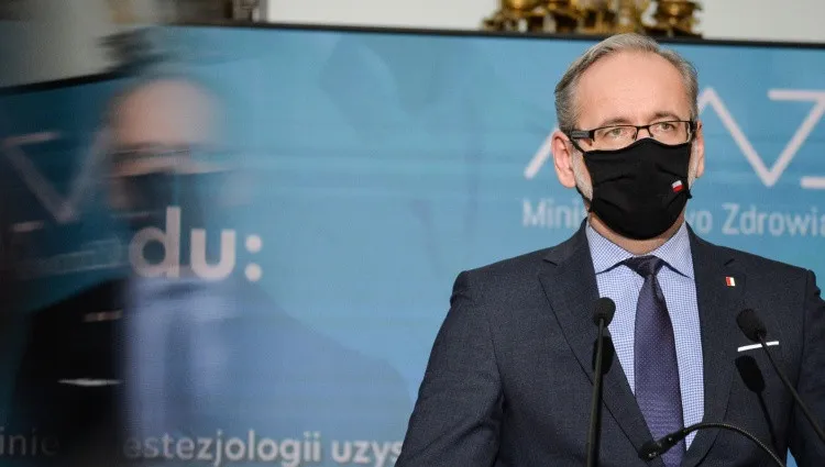 Ponad 15 tys. nowych zakażeń. Niedzielski: Dynamika wzrostu utrzymuje się na wysokim poziomie