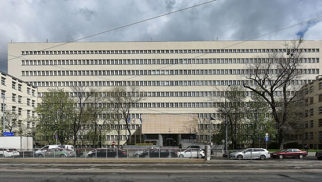 Wszyscy attaché akredytowani w Warszawie zaproszeni do MON