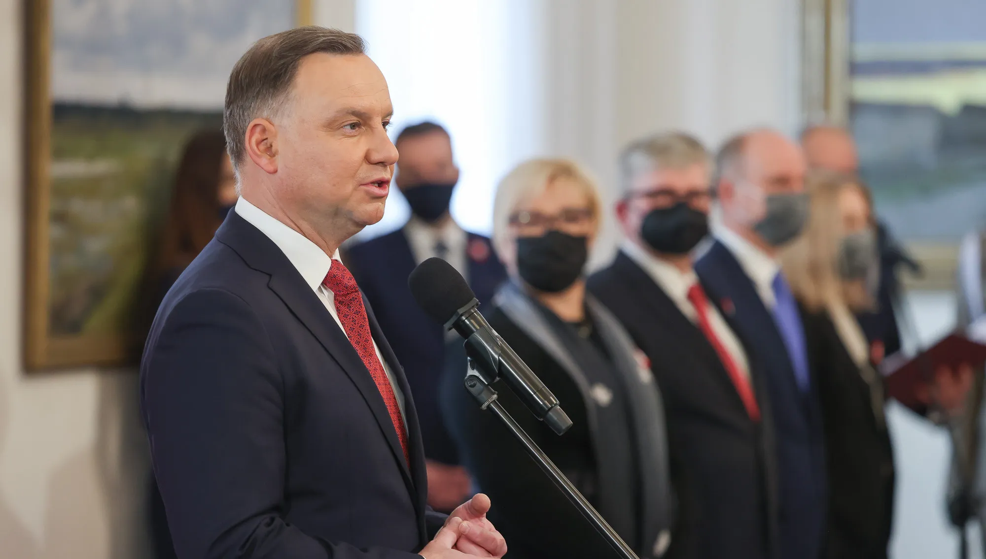 "11 listopada dniem o niezwykłym ładunku patriotycznym i historycznej pamięci". Prezydent wręczył awanse generalskie