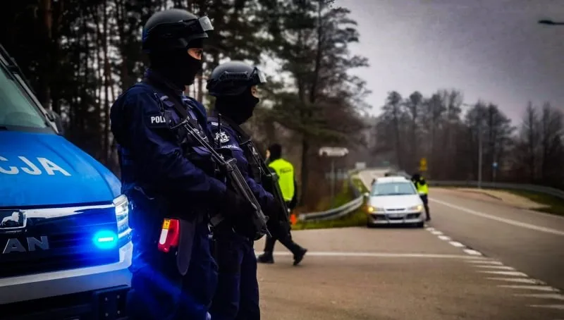 Policja zatrzymała kolejnych trzech kurierów