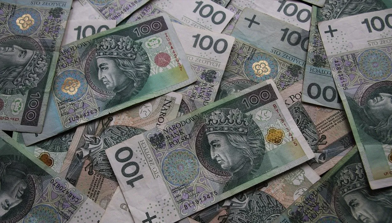 Co z akcyzą na paliwa i prąd? Trwają prace nad obniżką