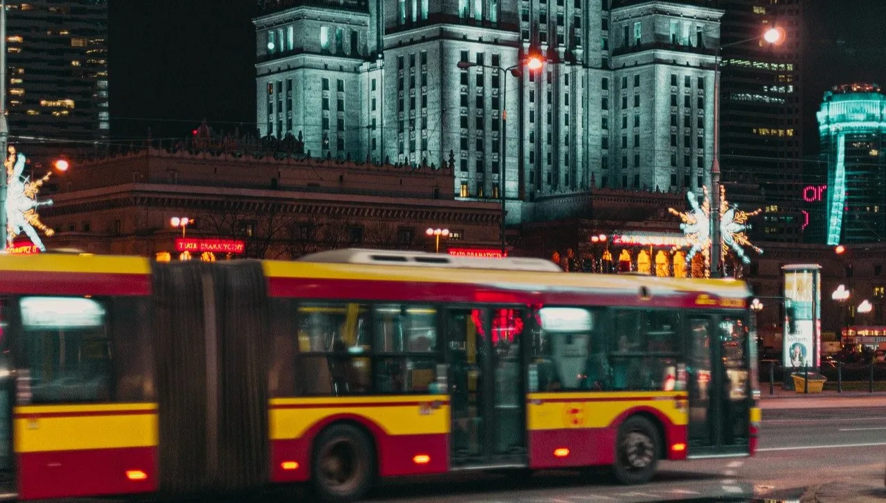Bohaterski kierowca autobusu. Obronił dziewczynkę przed napastnikiem