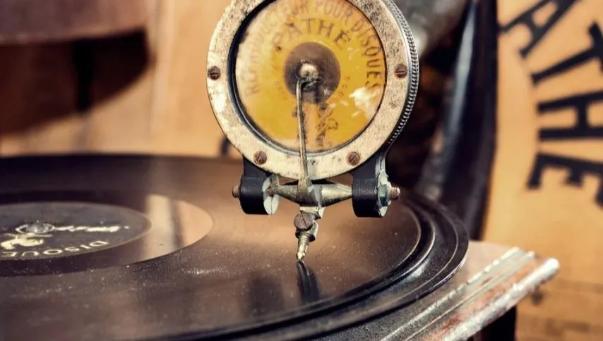 Kolekcjonerski gramofon Oskar trafi do Mediateki. Ma go tylko kilka osób na świecie