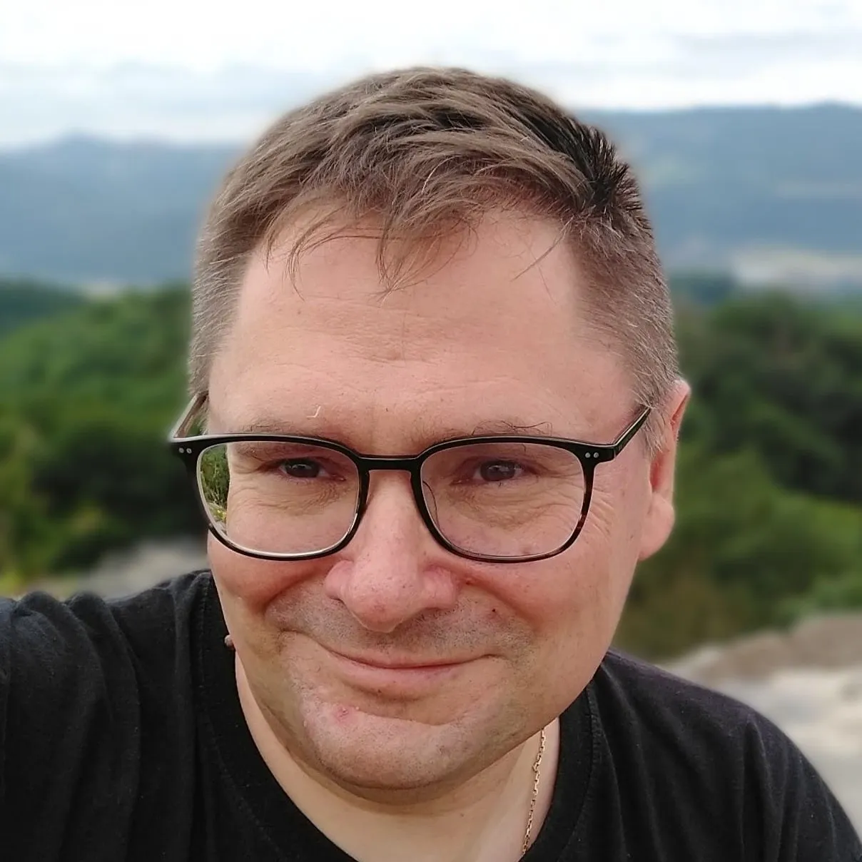 ,Tomasz P. Terlikowski,