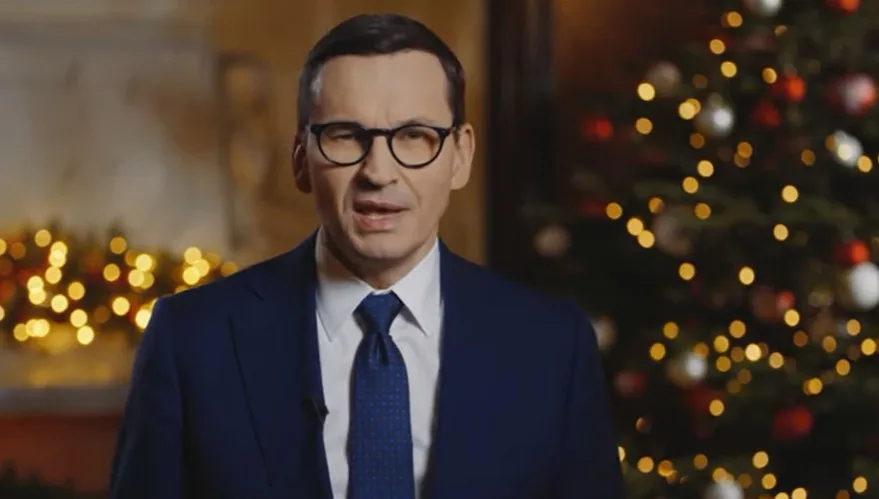 Premier złożył życzenia pracownikom wszystkich służb [WIDEO]