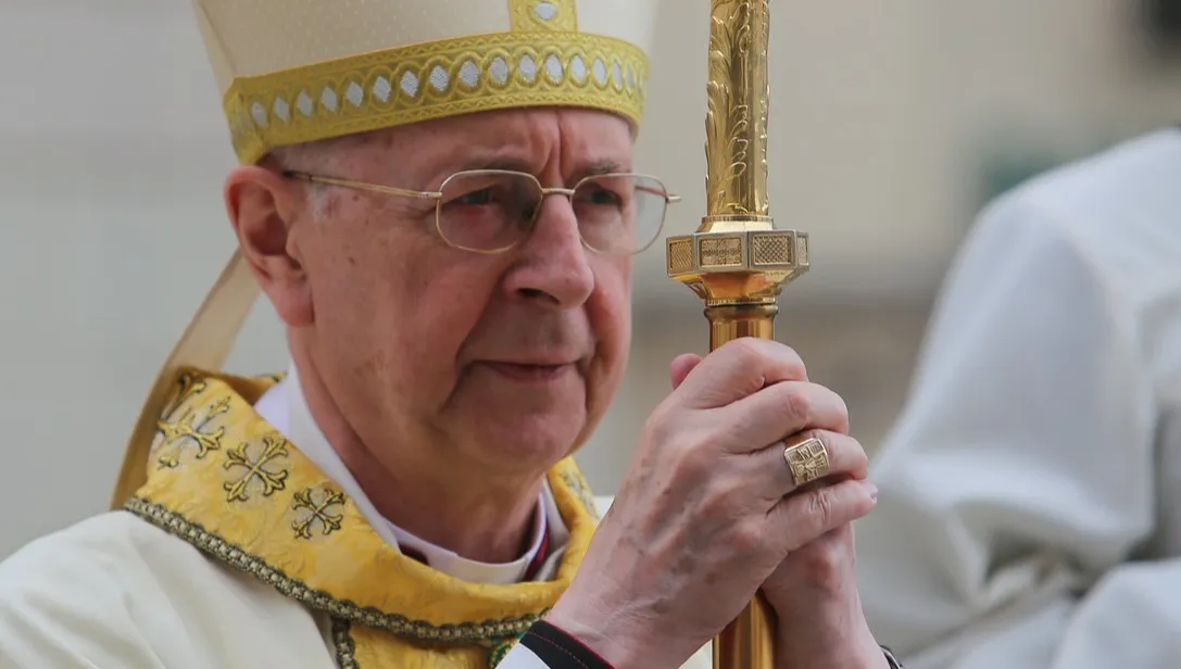 "Źródłem światła jest Bóg". Życzenia abp. Gądeckiego na Nowy Rok