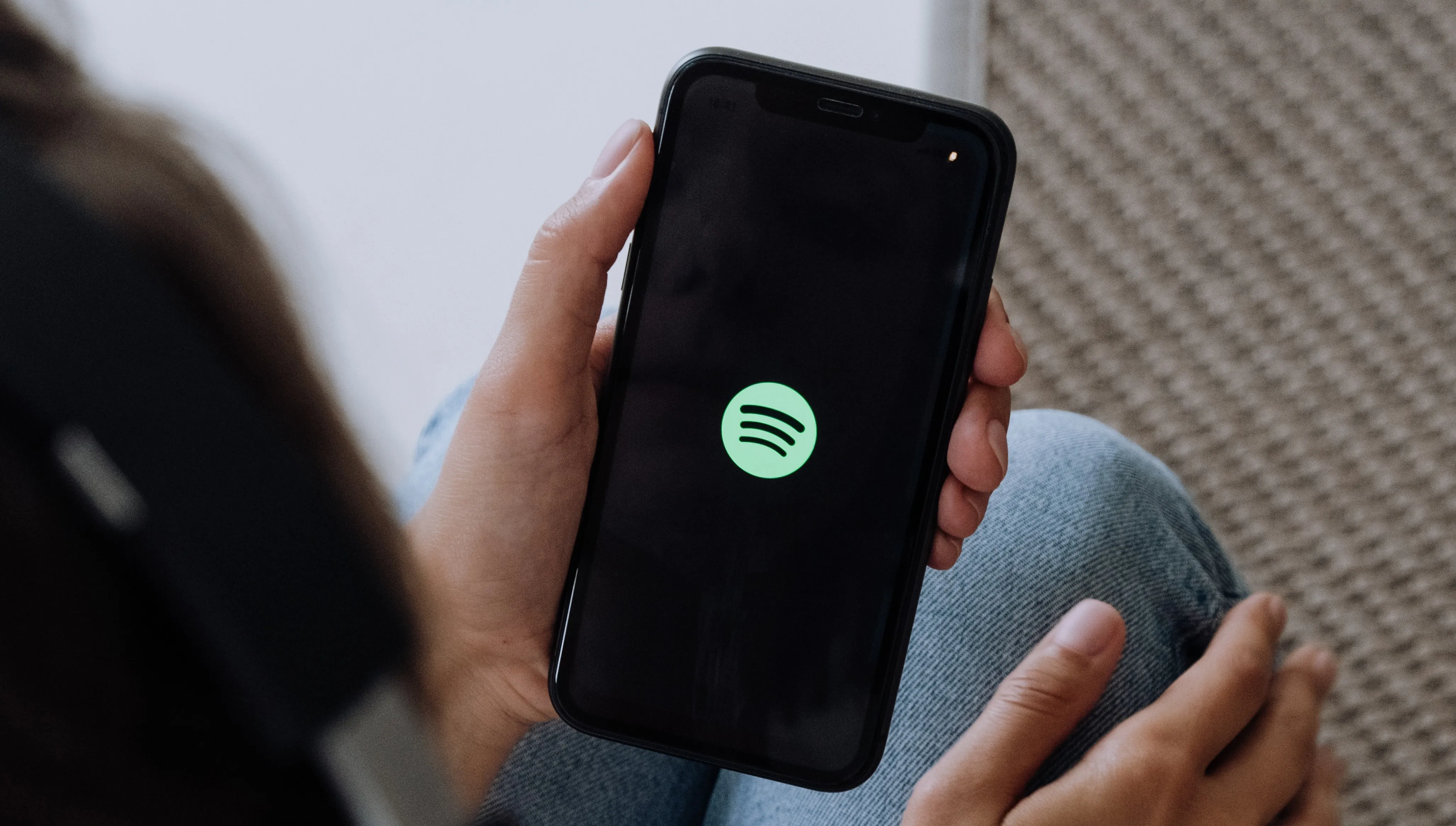 „Ich Trzecie Oko” dostępne na Spotify. Marek Kalbarczyk pierwszym niewidomym Polakiem w serwisie