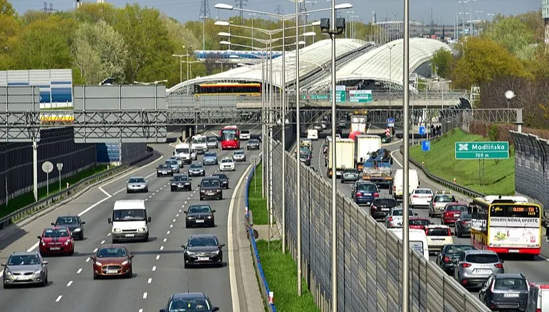 Pędzą na S8. Policja ujawnia wyniki kontroli