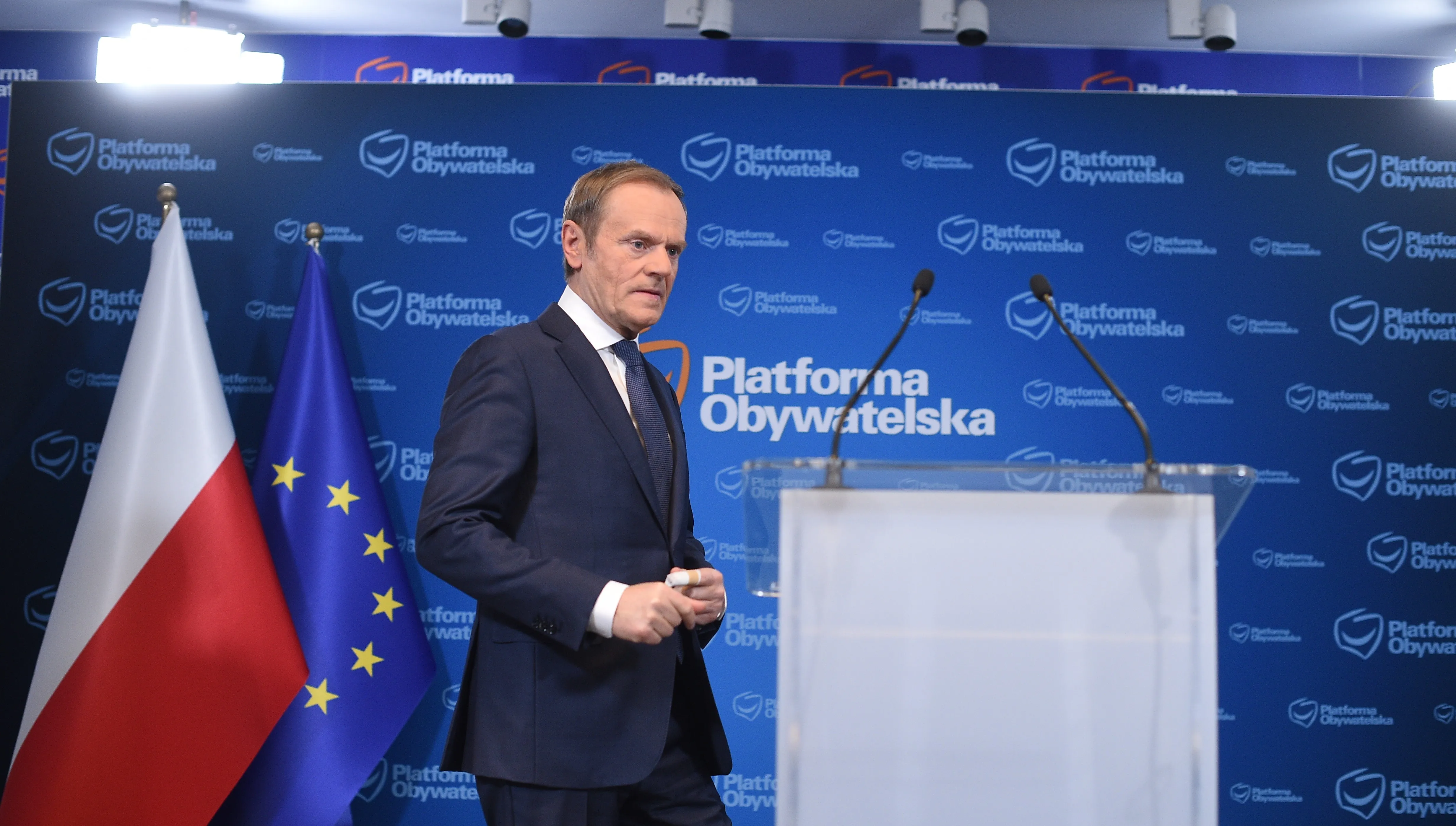 Tusk atakuje Lewicę. Żukowska odpowiada: Dla niego opozycja to plac zabaw