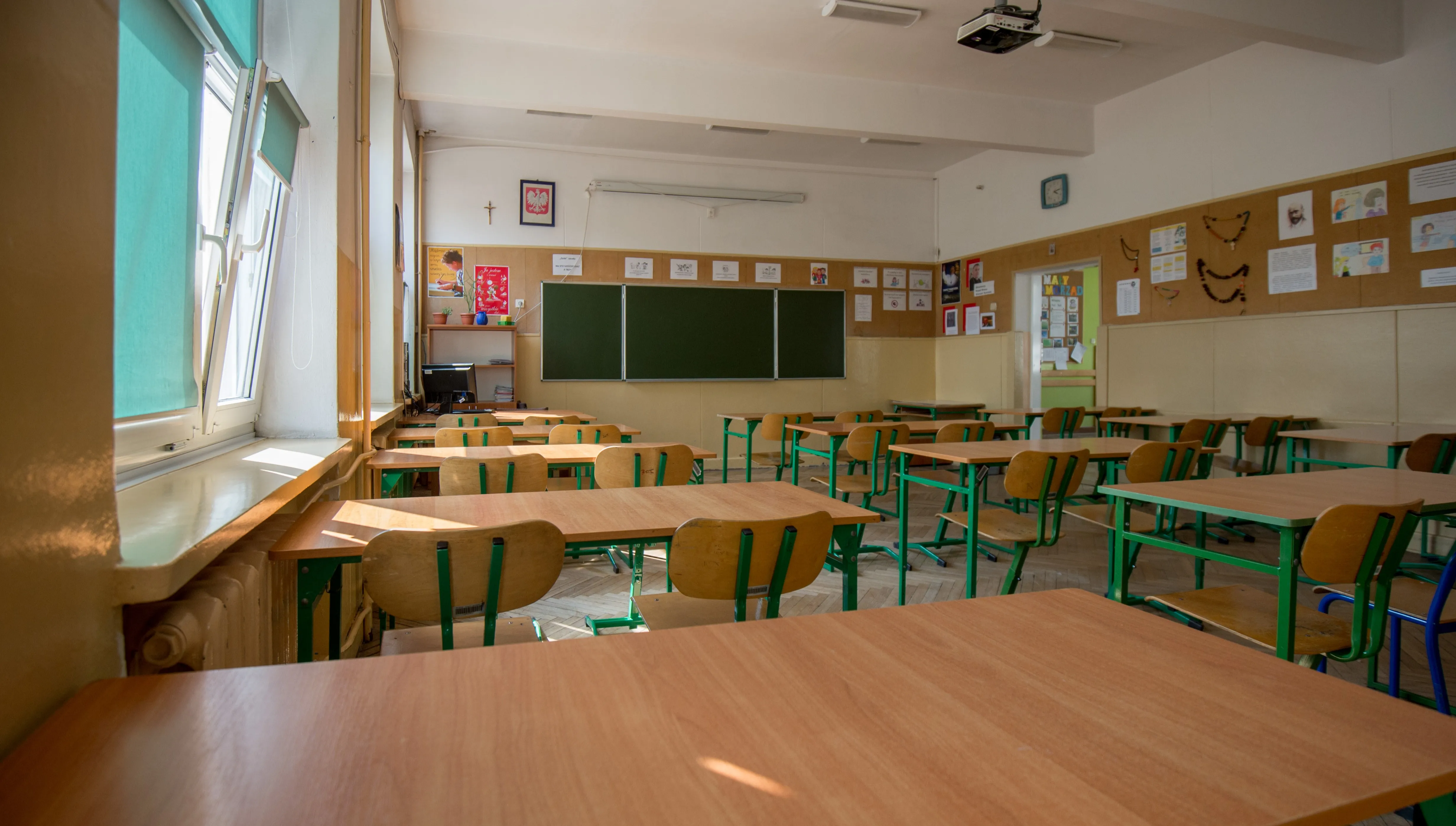 Zamieszanie z wypłatami dla nauczycieli. Rzecznik rządu: otrzymają wyrównanie