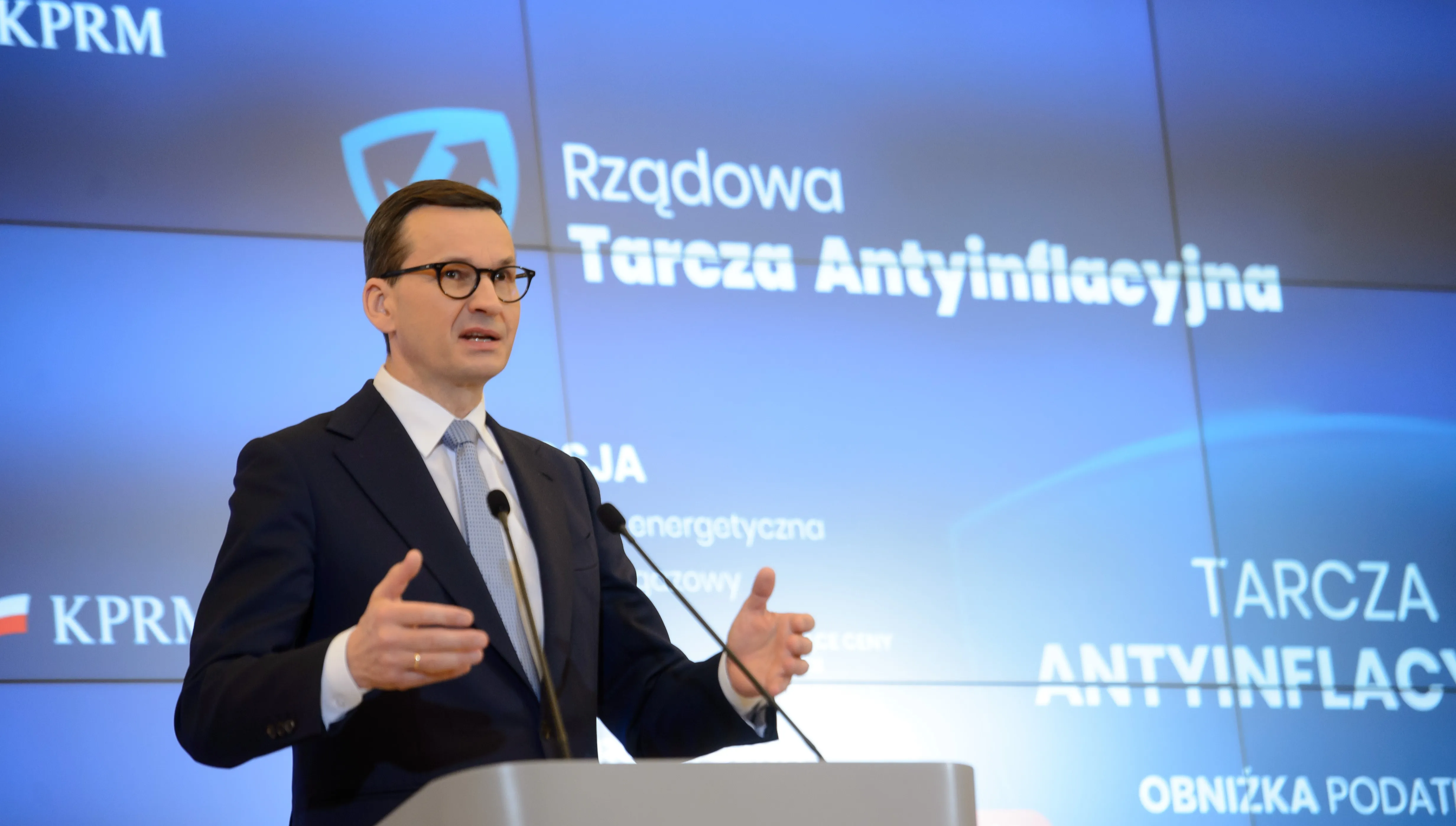 Polski Ład plus tarcze antyinflacyjne. Ile zyska budżet rodzinny? Premier podaje kwotę