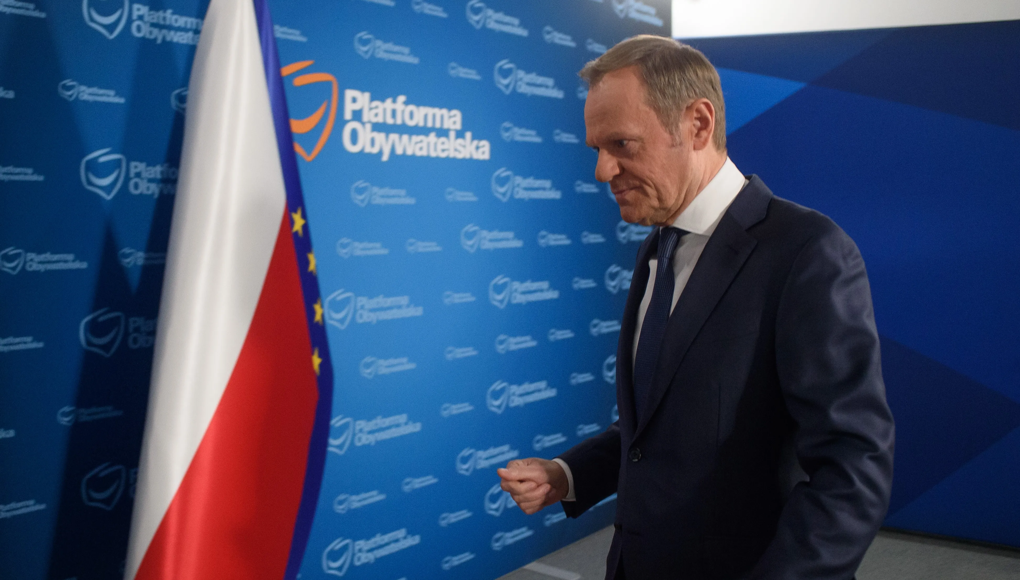 Starsza kobieta zapytała Tuska o to, „dlaczego tak sprzyja Niemcom”. Zobacz reakcję byłego „króla Europy”