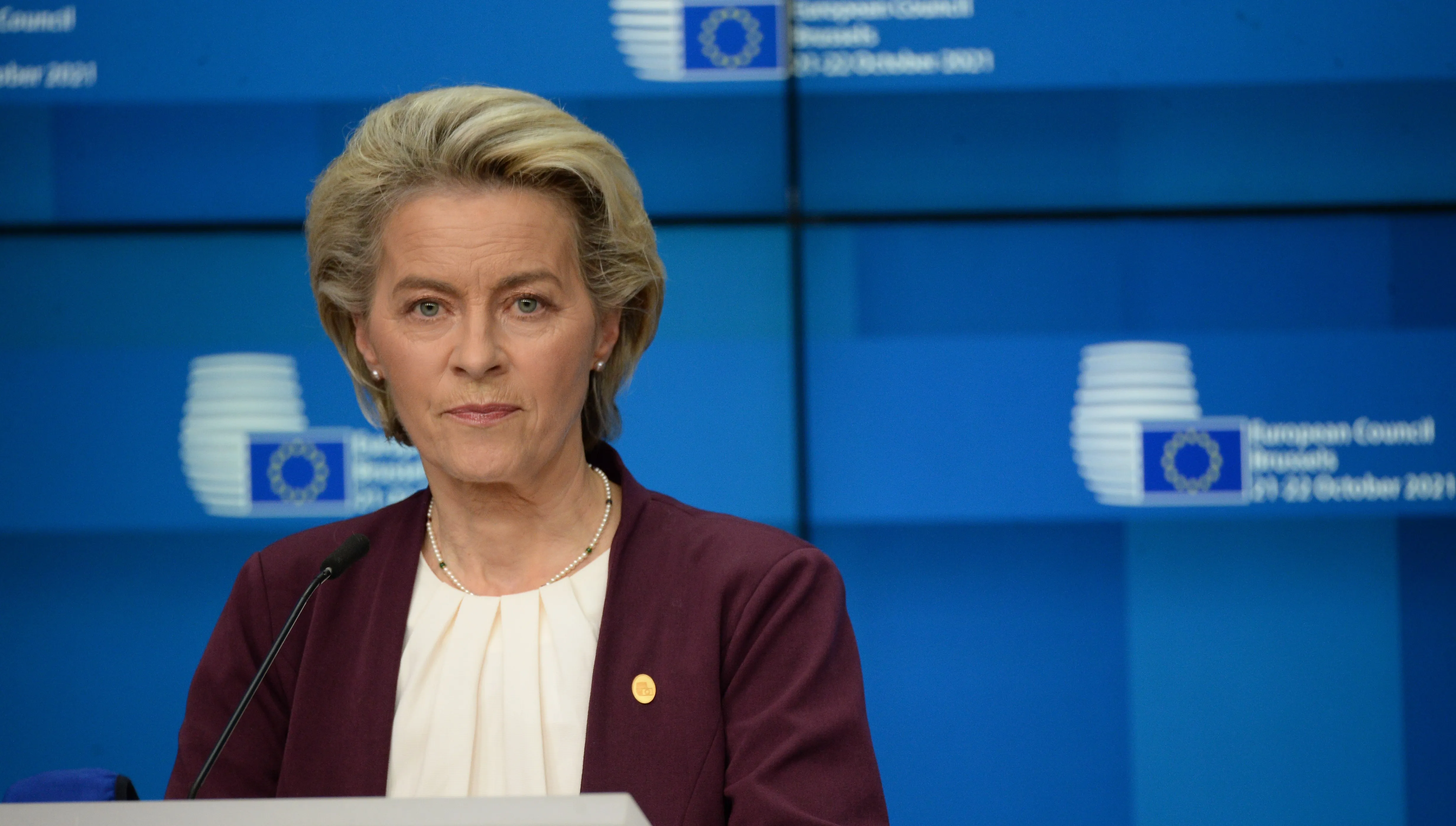 Von der Leyen zapowiada "zmasowane" sankcje na Rosję