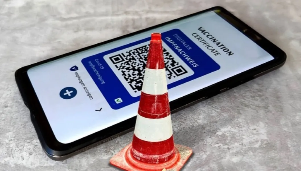 Do fryzjera i kosmetyczki tylko z przepustką covidową. Włosi zaostrzyli restrykcje