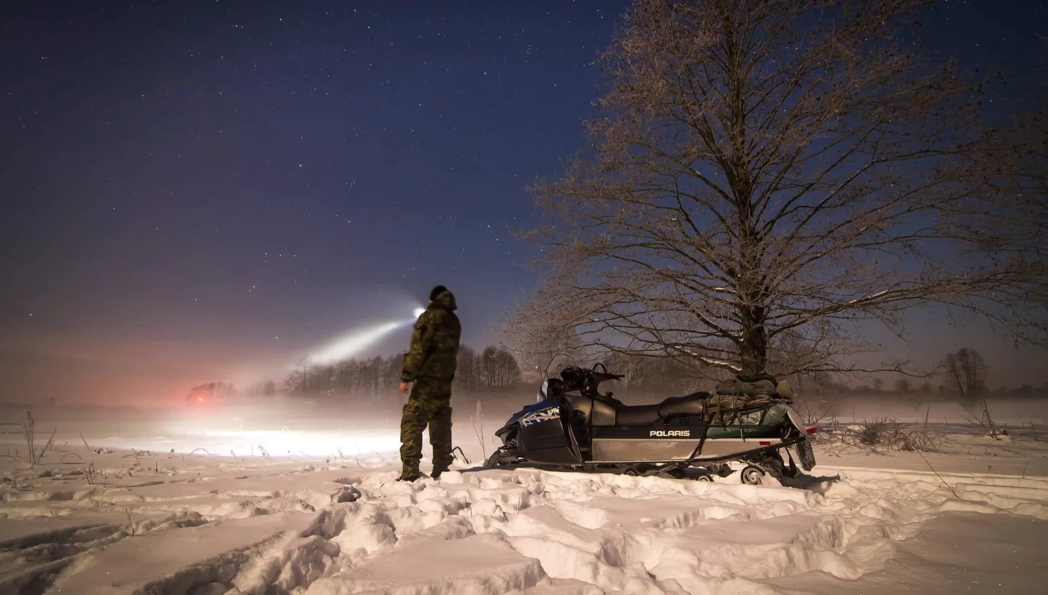 Próby nielegalnego przejścia granicy. Na widok patroli cudzoziemcy wycofywali się