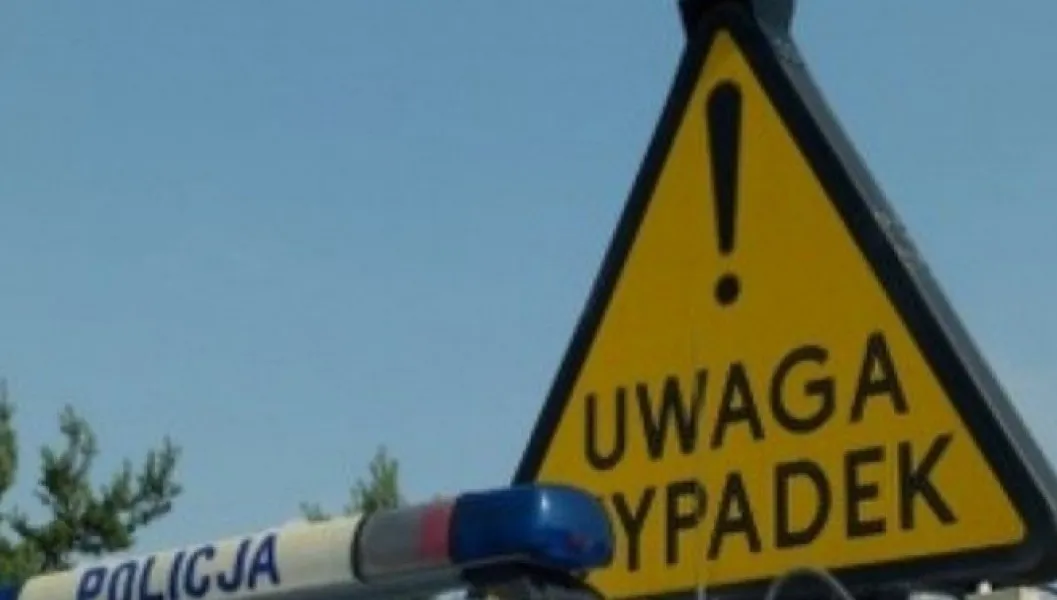 Wypadek busa i ciężarówki. Kilka osób jest rannych