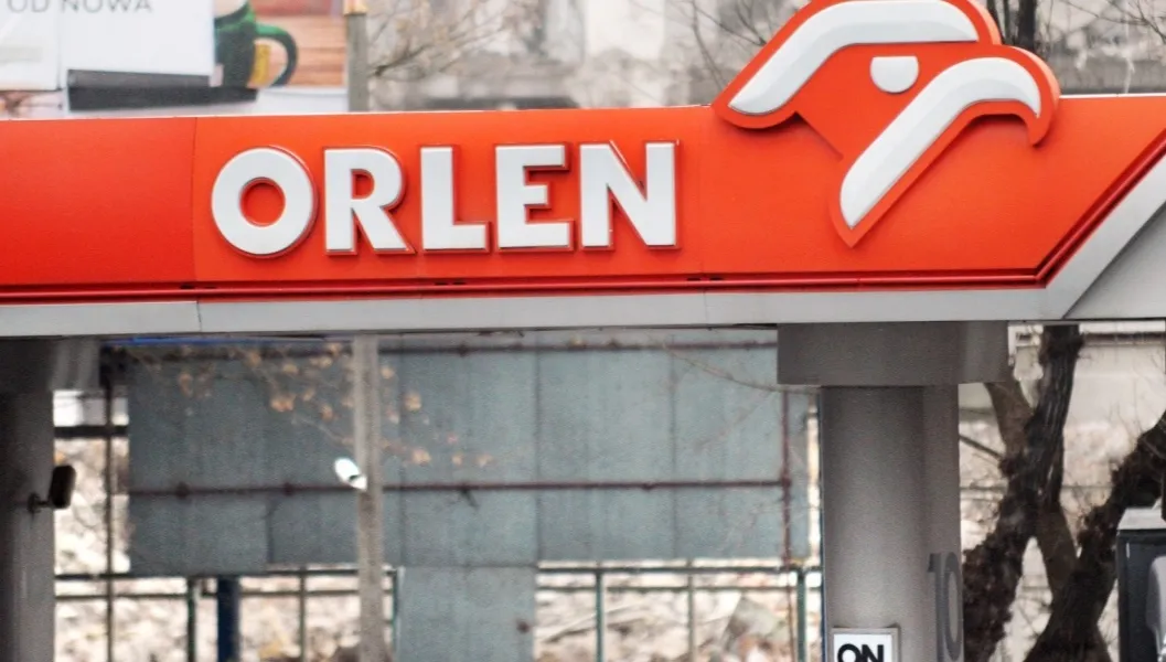 Fuzja PKN Orlen z Lotosem i PGiNG. Co na to komisja ds. służb specjalnych?