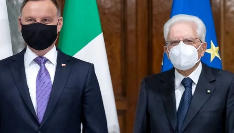 Mattarella po raz kolejny prezydentem Włoch. Gratulacje od Andrzeja Dudy
