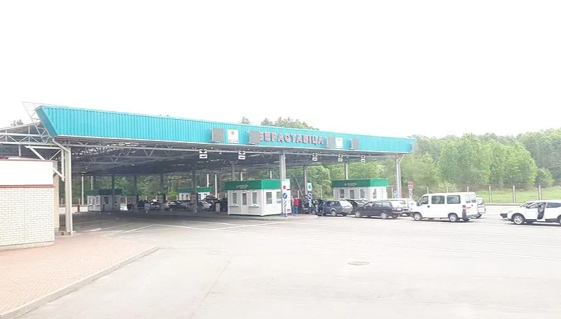 25 godzin czekania na odprawę