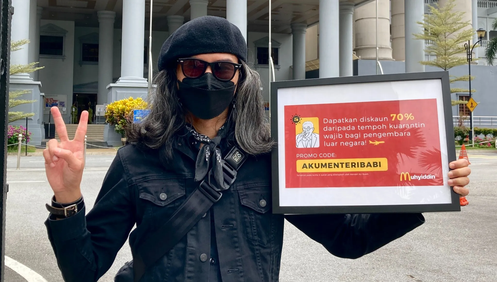 Satyryk przed sądem za "obsceniczne treści". Miał obrażać ministra zdrowia