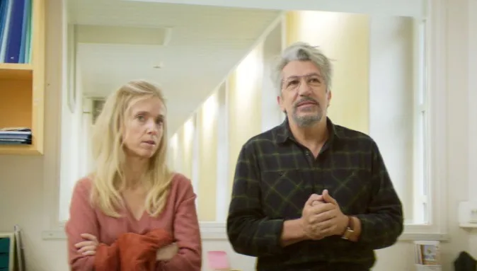 Nowy film Quentina Dupieux. O czym jest „Incredible But True”? „Chcę zaskakiwać widza”