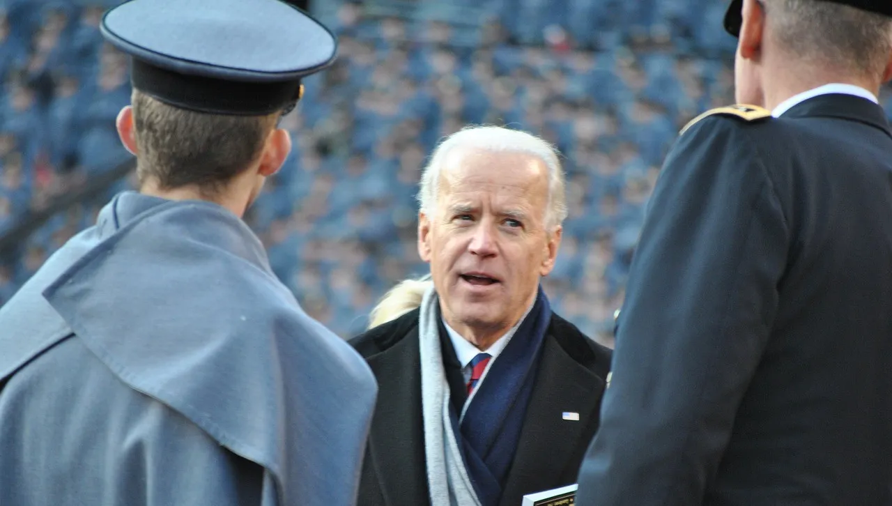 Biden rozmawiał z Zełenskim. USA popierają suwerenność Ukrainy