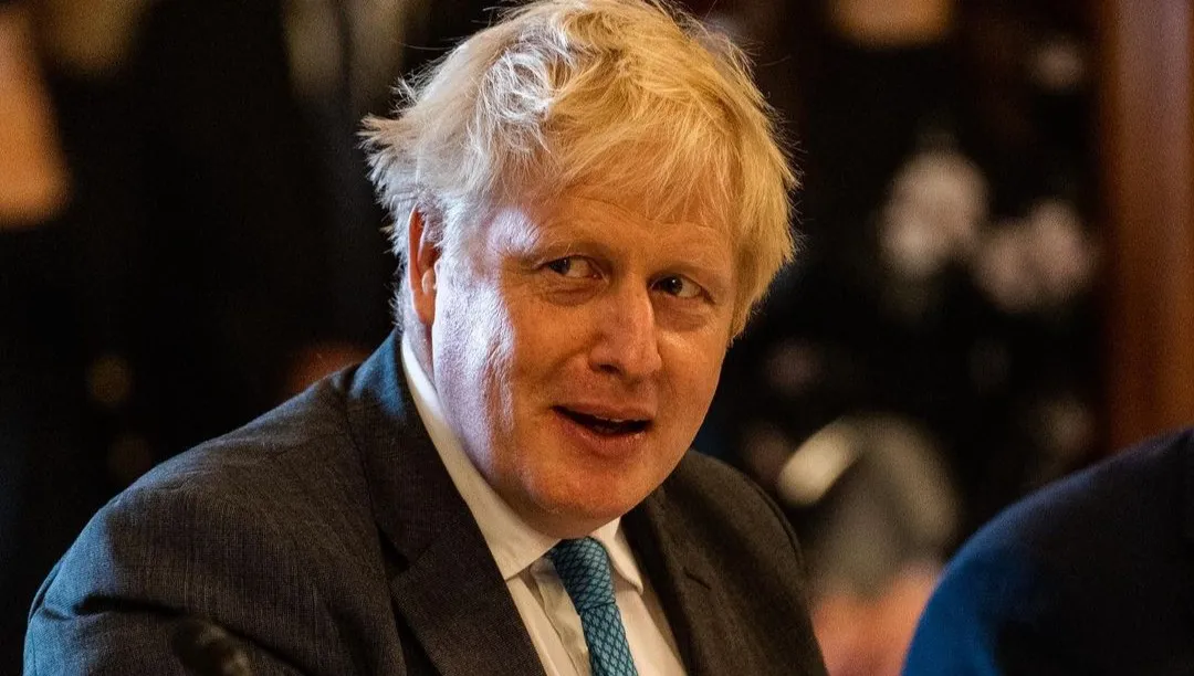 Johnson: Znajdujemy się na skraju przepaści