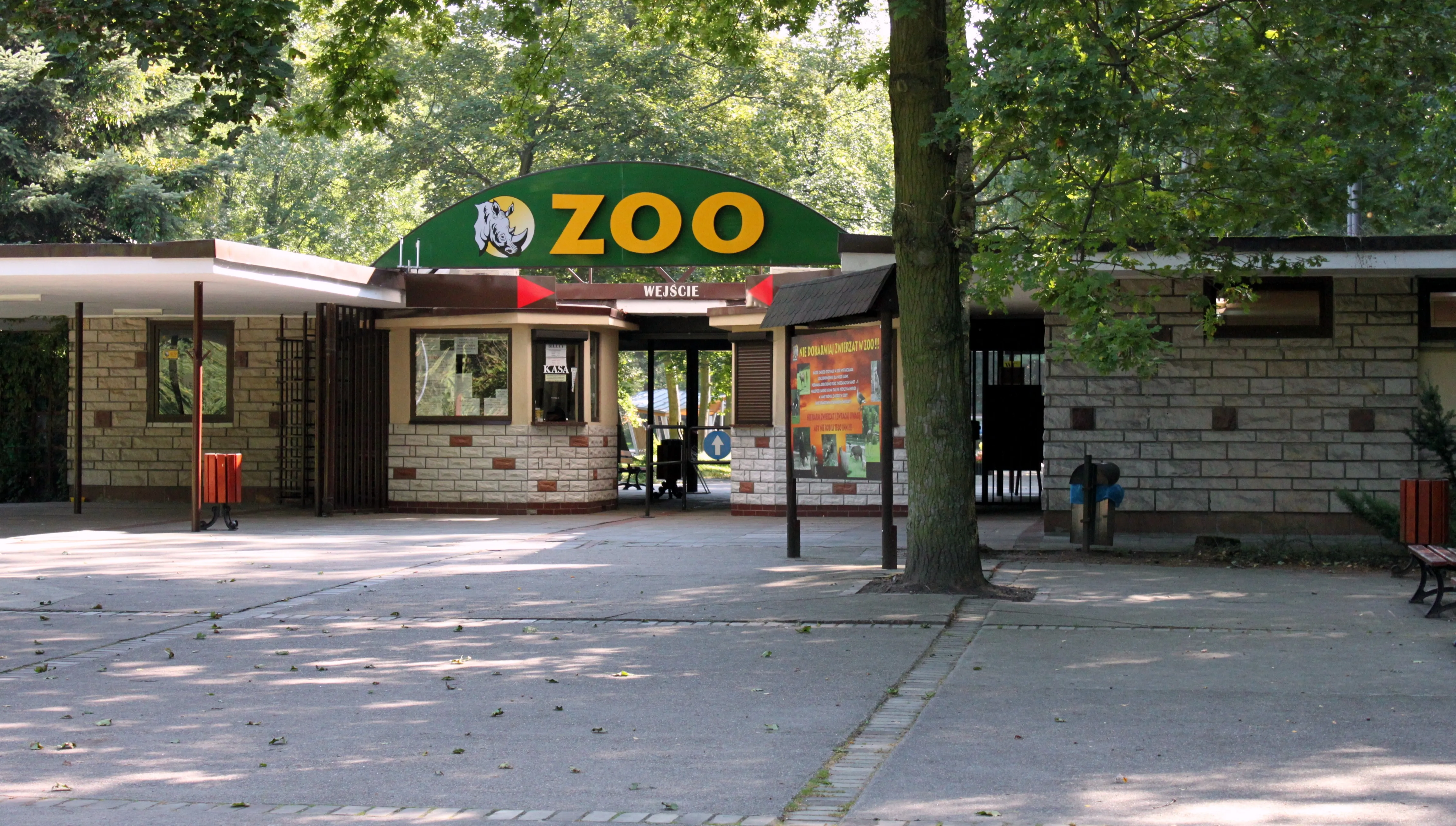 Poznańskie zoo zamknięte przez wichury