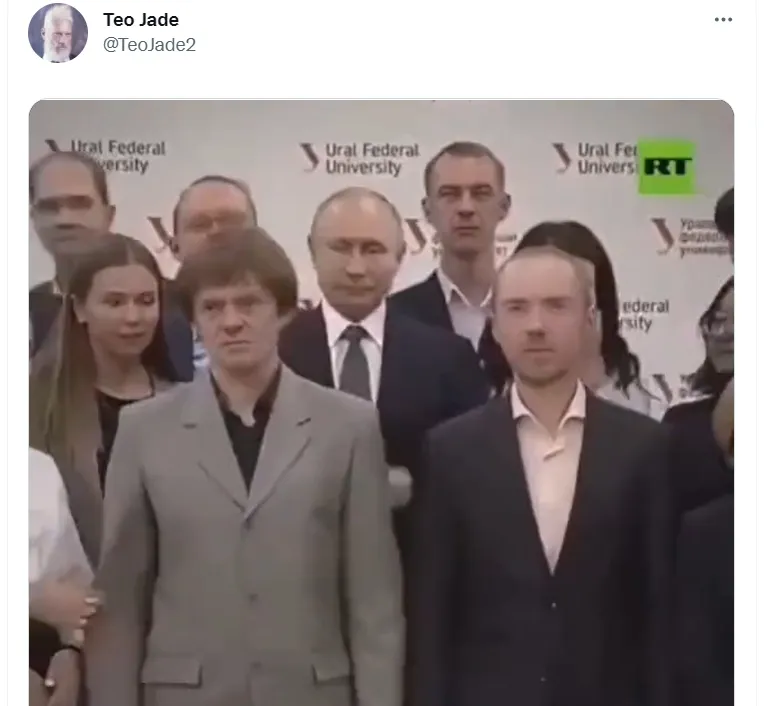 Obok Putina