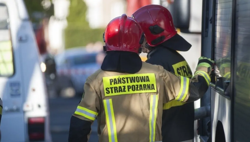 Premier podziękował strażakom za pracę
