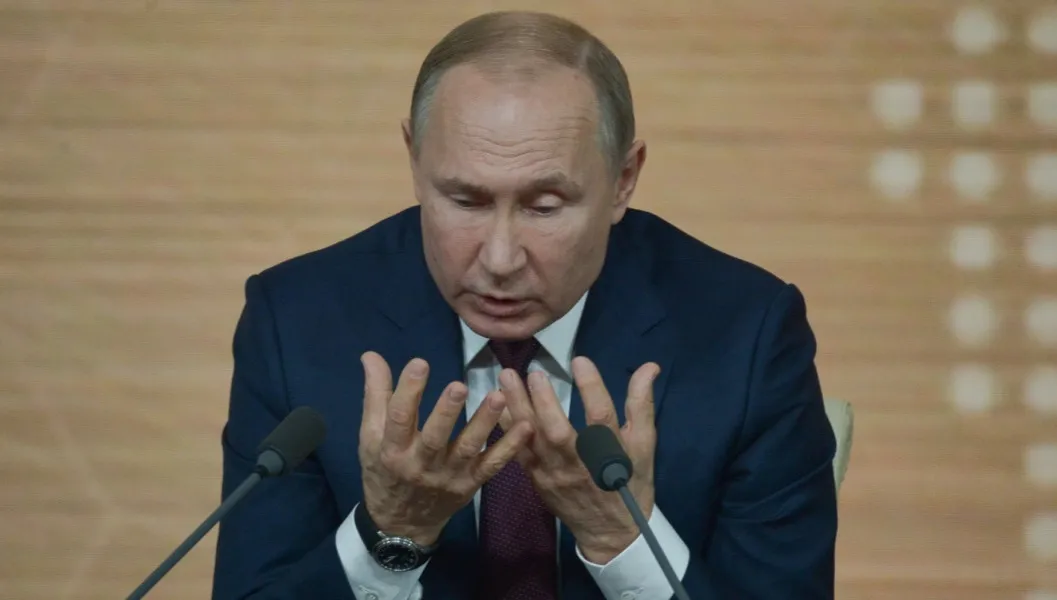„Książeczka czekowa Putina” zamrożona. Jakie konsekwencje mają amerykańskie sankcje na Rosję?