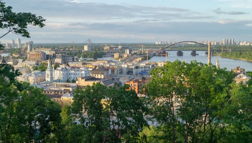 Napięta sytuacja na Ukrainie. Policja będzie ochraniać kluczowe obiekty infrastruktury