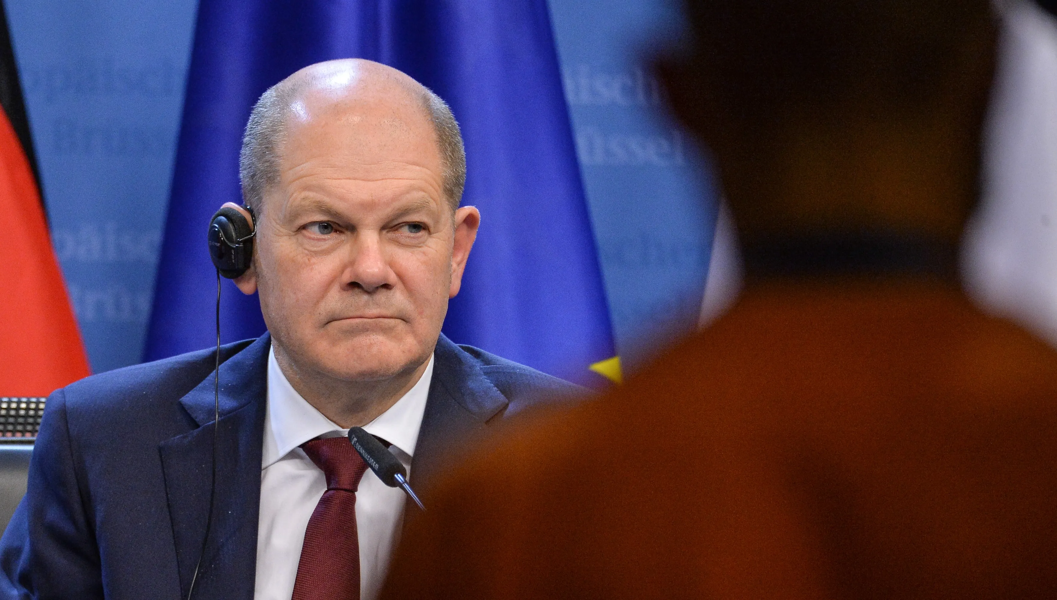 Odciąć Rosję od SWIFT? Scholz: To nie powinno być częścią drugiego pakietu sankcji UE  wobec Kremla