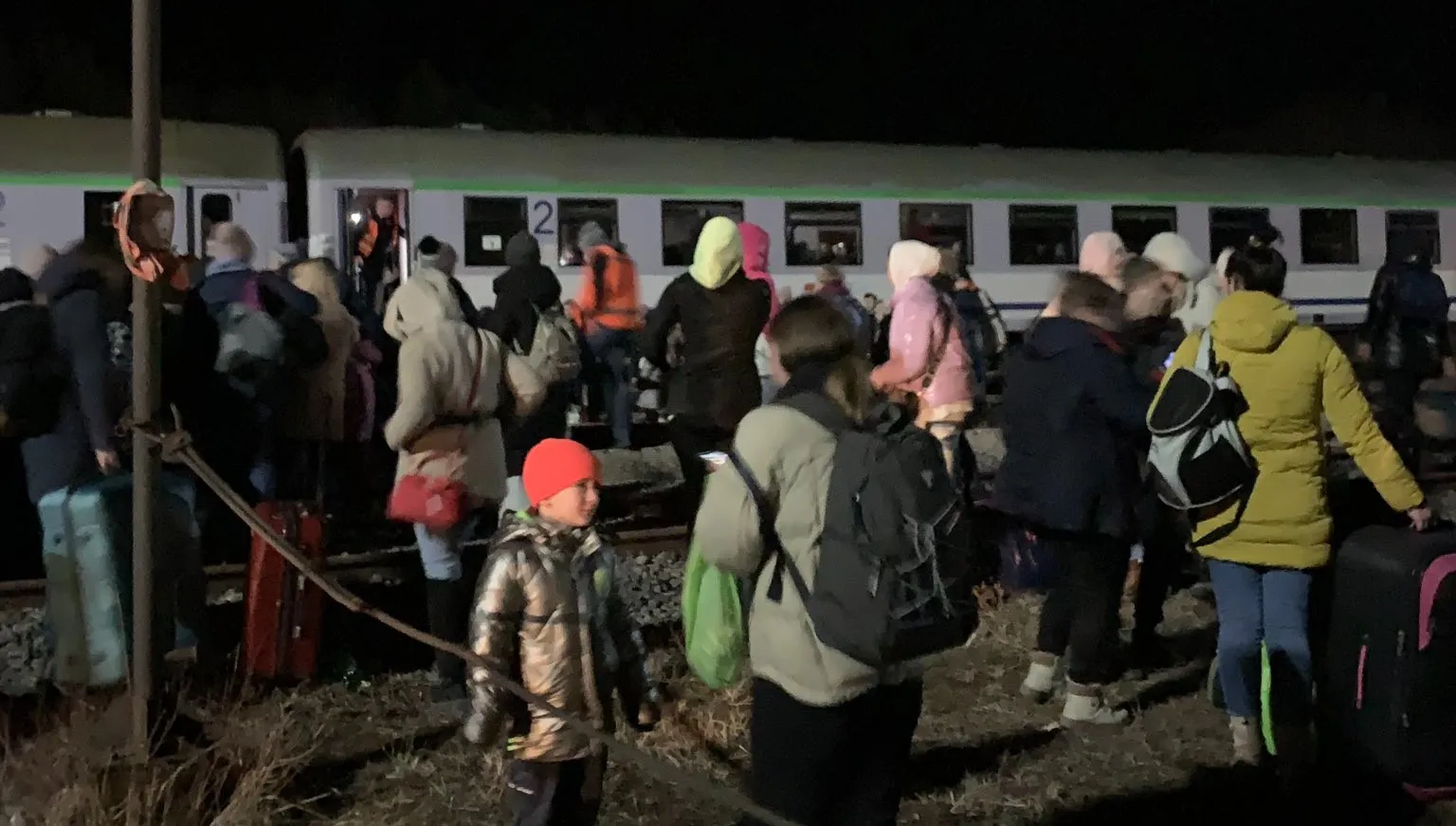 Adamczyk: planowane są kolejne transporty humanitarne