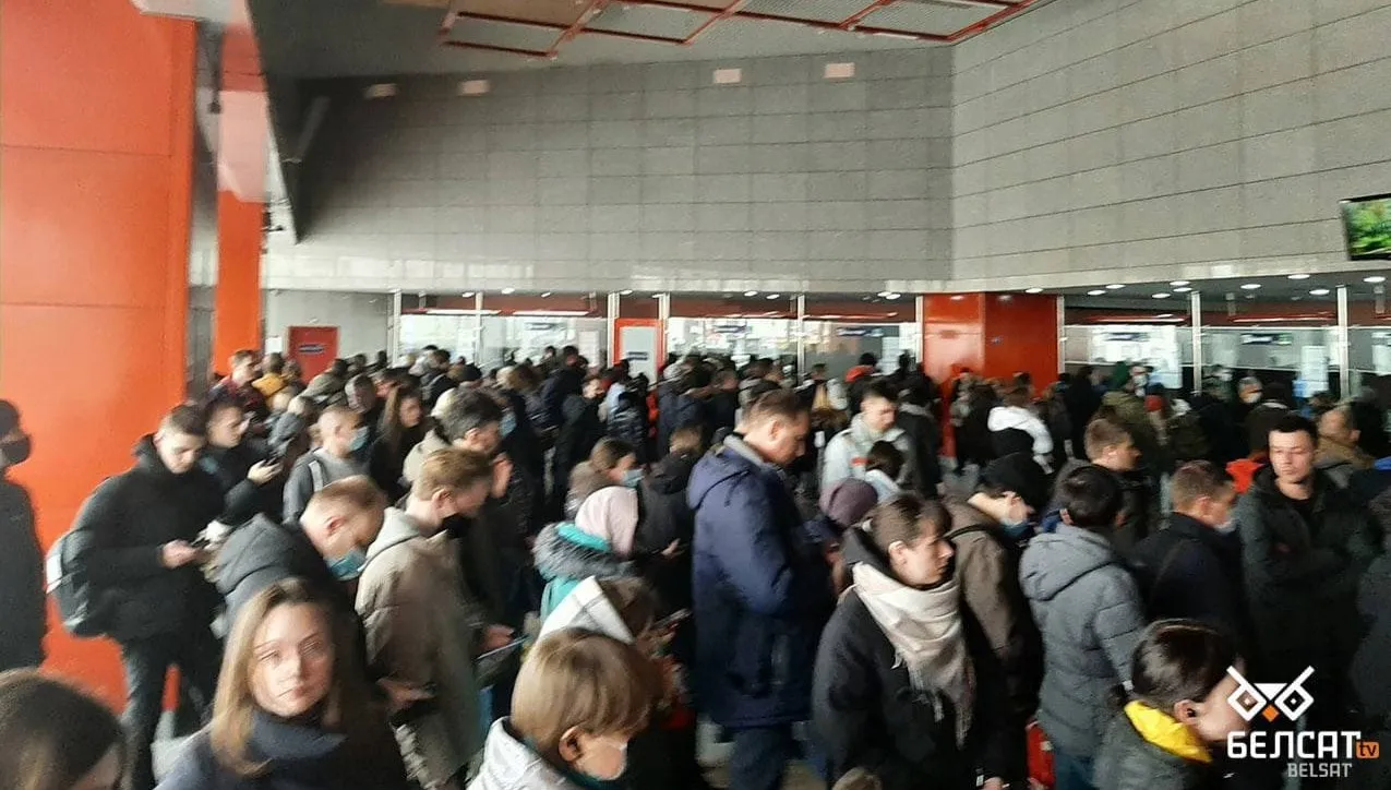 Białorusini nie pozwolą na dostarczanie broni Rosji. Trwa atak na infrastrukturę kolejową