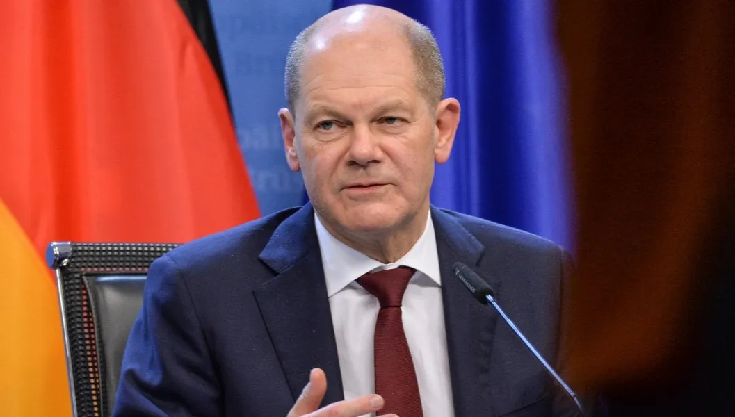 Scholz wezwał Putina do zaprzestania działań wojennych, a on na to: „Przecież to zmyślenia propagandowe!"