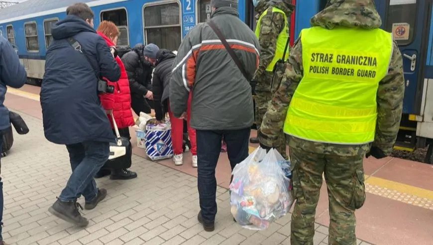 Pociąg z uchodźcami dotarł z Przemyśla do Gdyni