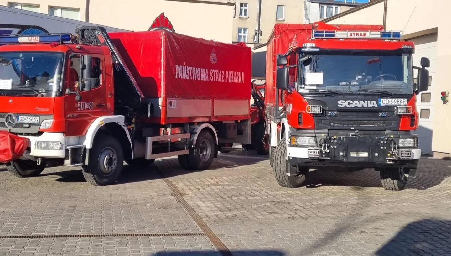 Pożar domu w Pomorskiem. Ewakuowano 4 osoby