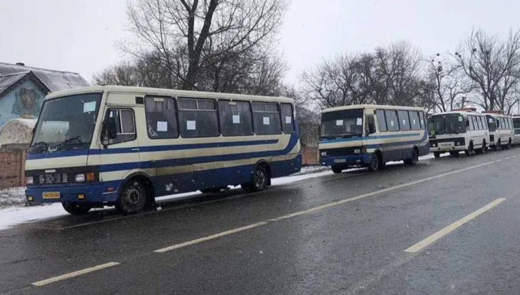 Rosjanie nie dotrzymują słowa i strzelają do cywili! Ewakuacja w Izumiu wstrzymana