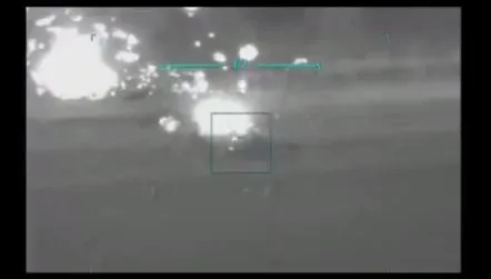 Tyle zostało z rosyjskiego czołgu.  Został celnie trafiony pociskiem WIDEO