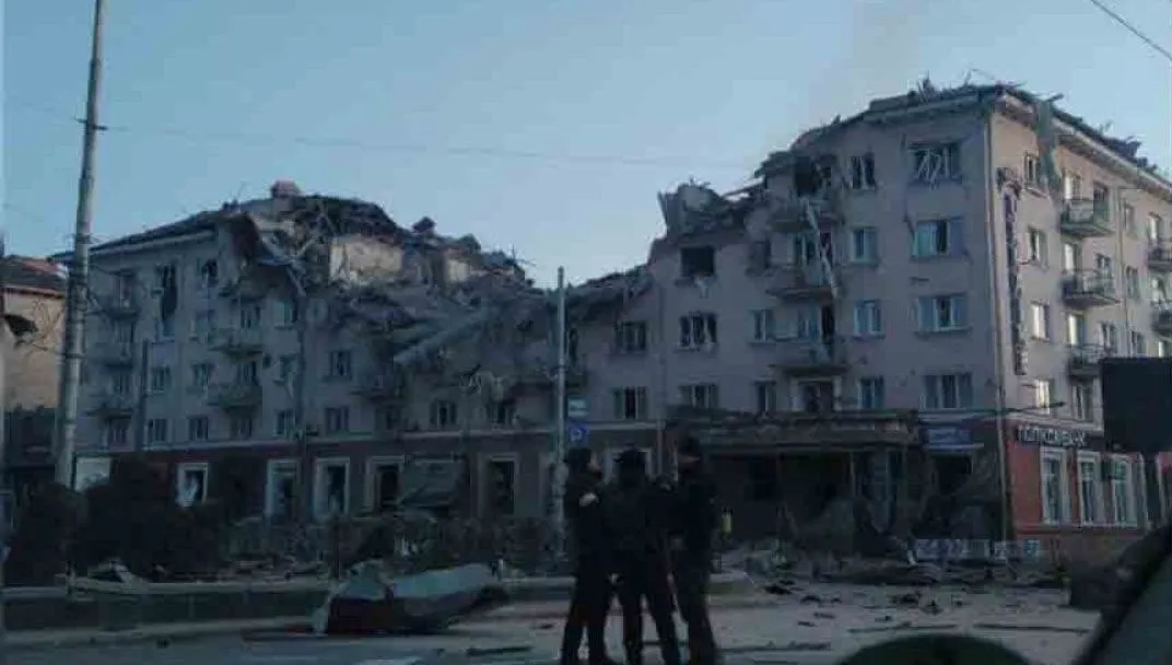 Rosjanie zbombardowali hotel w centrum Czernihowa