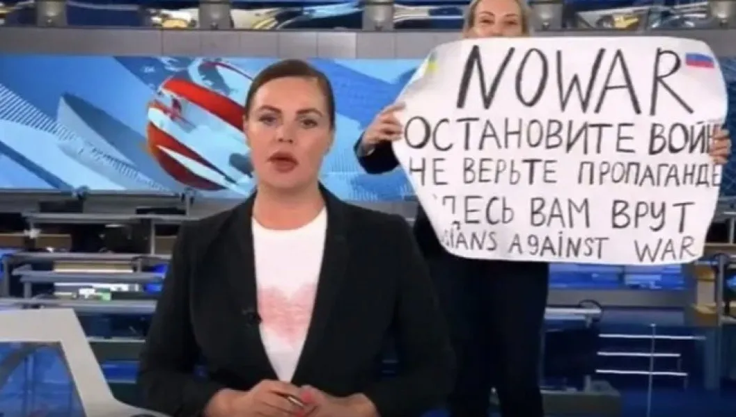 Protest w rosyjskiej telewizji państwowej. Owsiannikowa: mam nadzieję, że nie był na próżno
