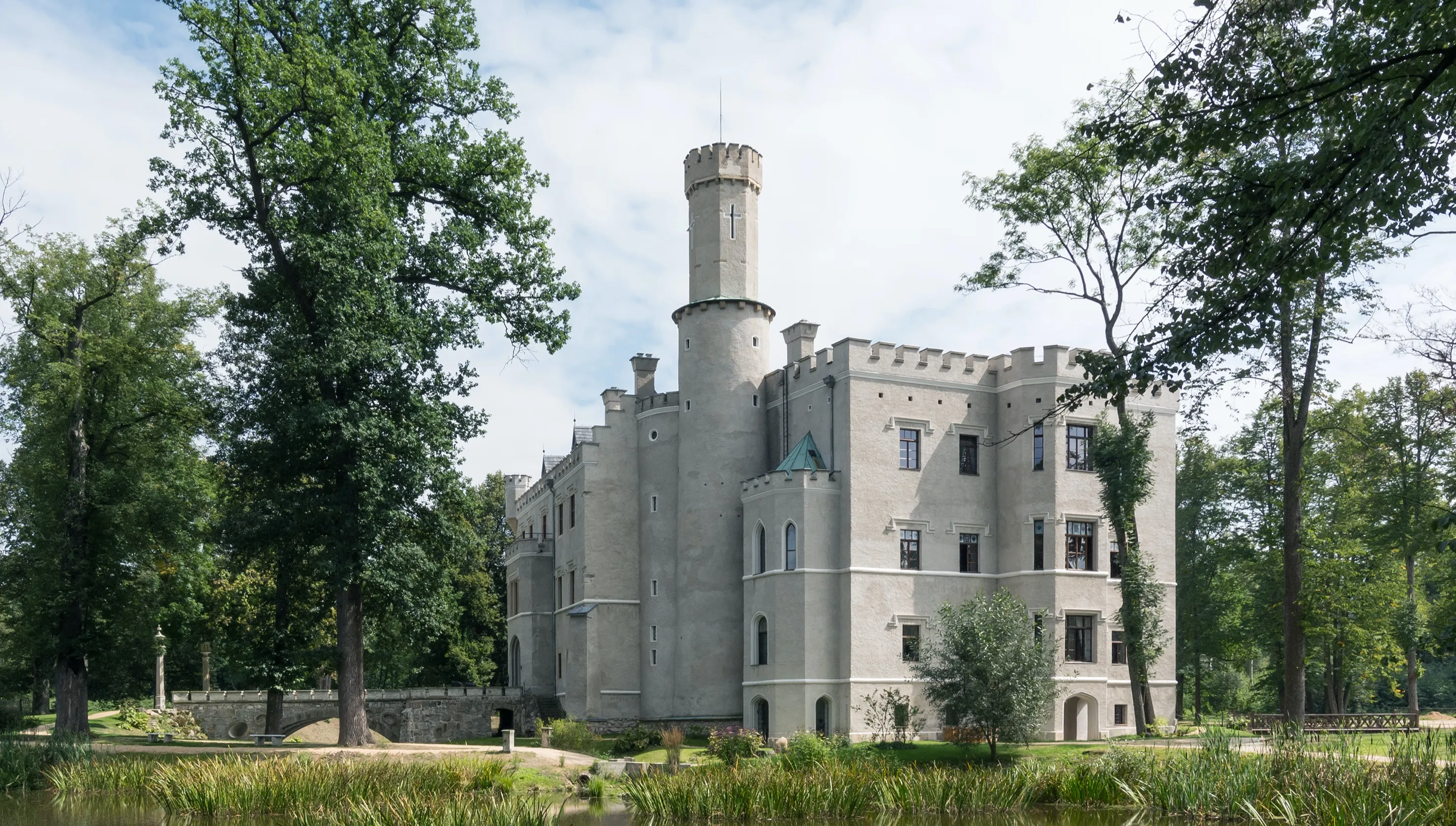 Ciekawostki turystyczne: Zamek w Karpnikach