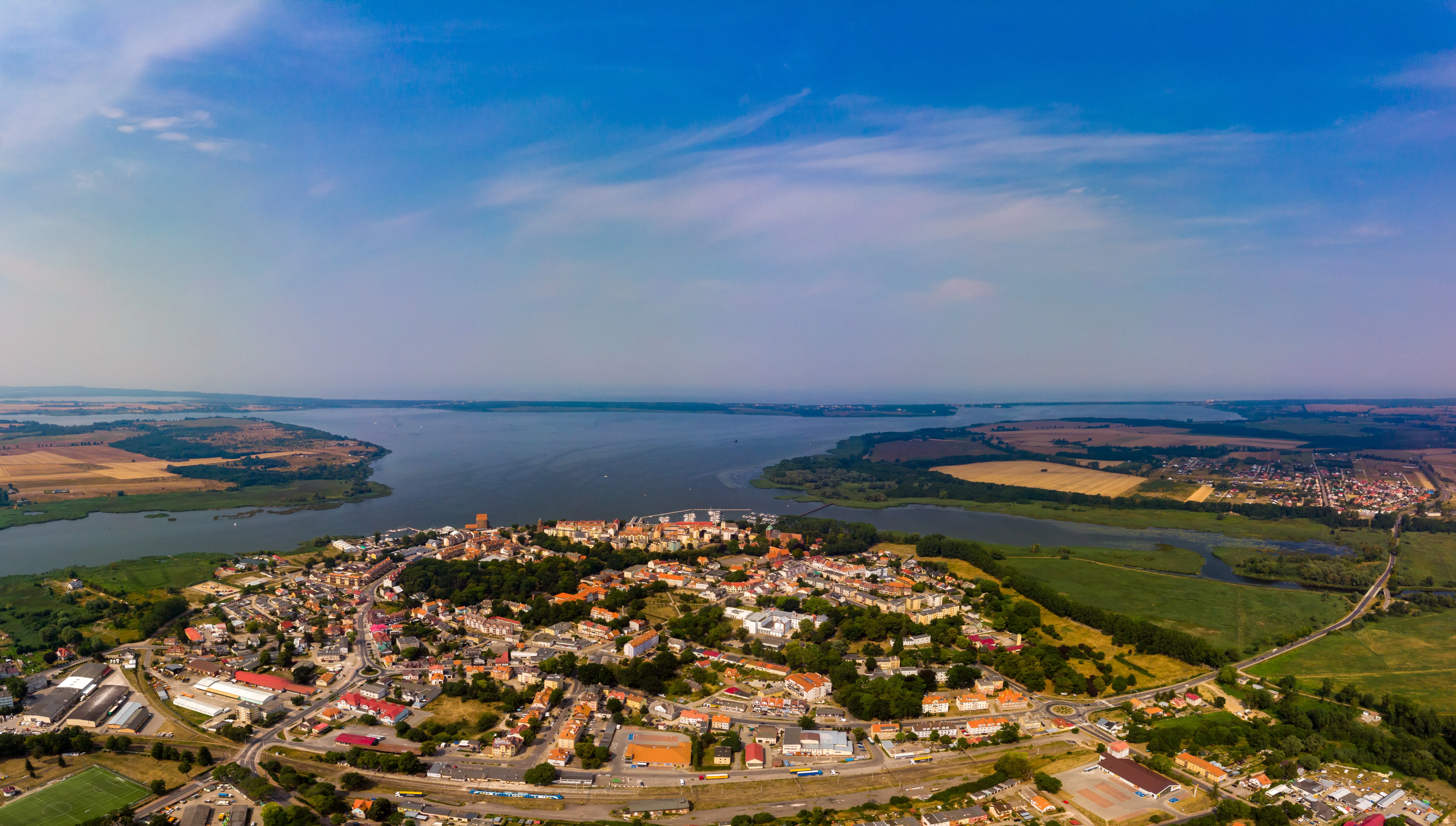 Kamień Pomorski uzdrowisko położone nad brzegiem Zalewu Kamieńskiego
